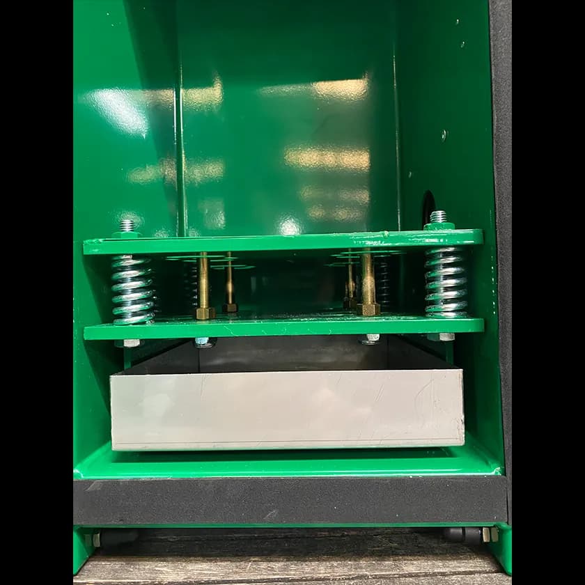 LFA-ACC-4_0005_LFA-ACC4-8